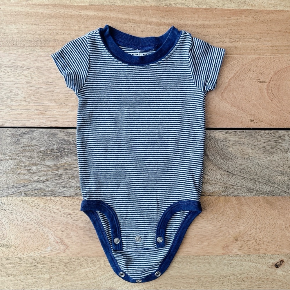 $2 Carter's bodysuit 3m baby bodysuit onesie blue stripes kids unisex